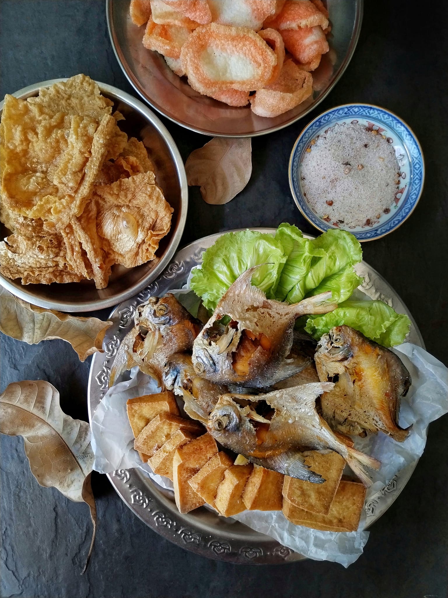 Fried fish with Tofu skin